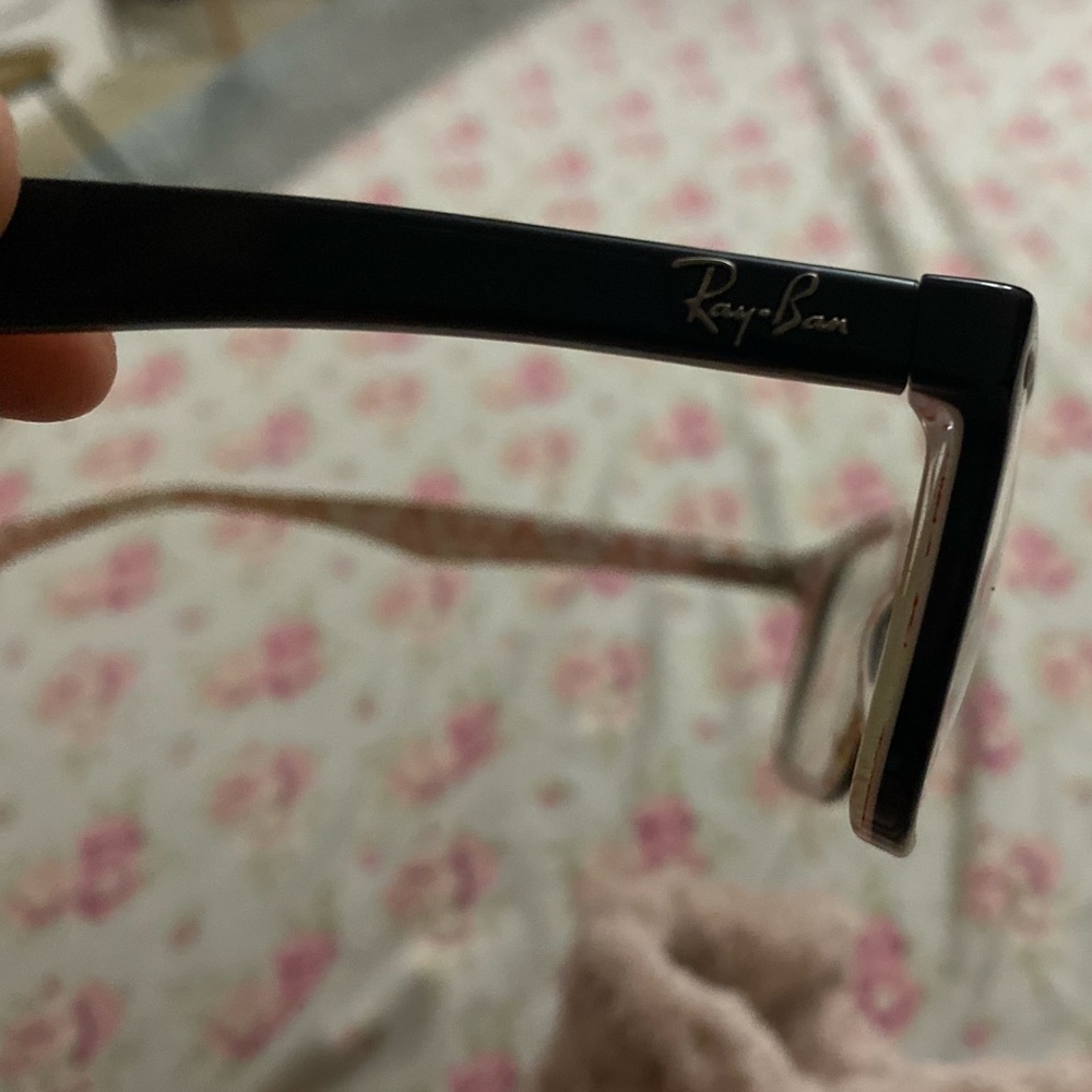 Black Ray Bans (Good Condition) - image 2